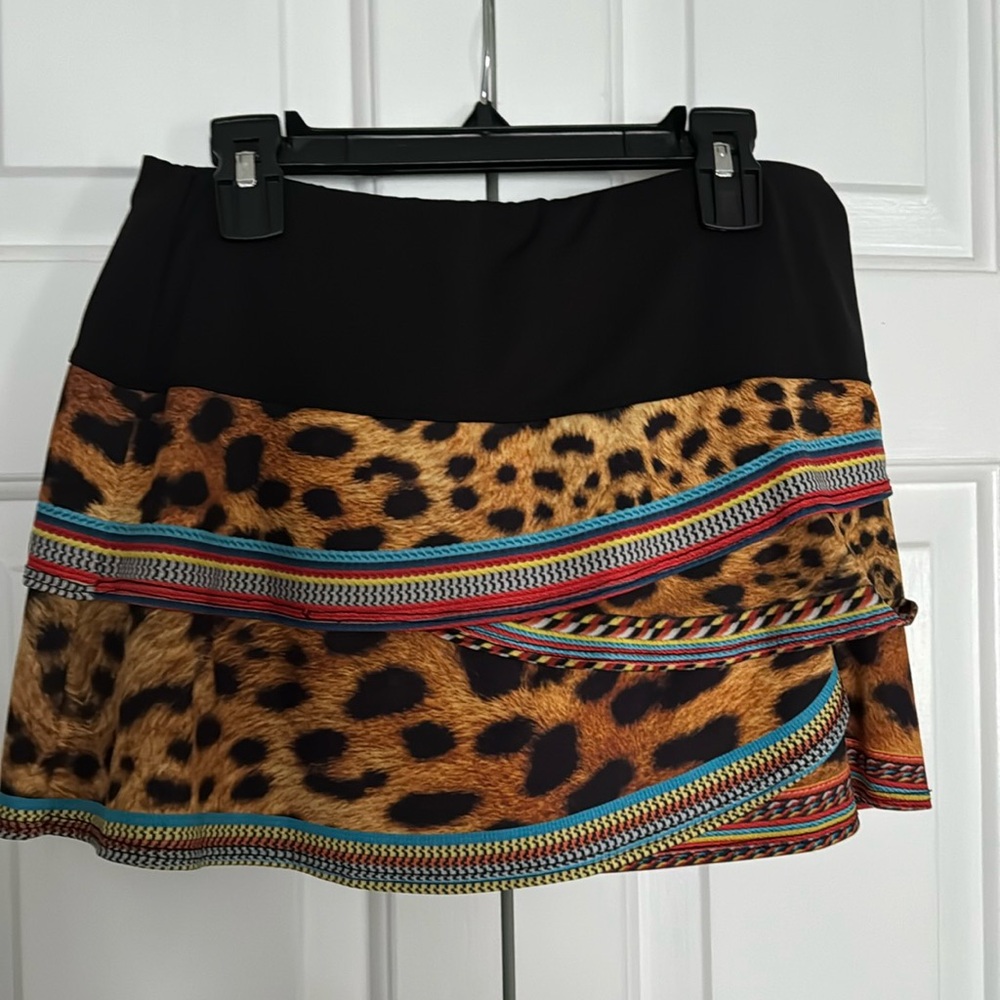 Lucky in Love leopard multicolored super cute scalloped tennis skort small!!